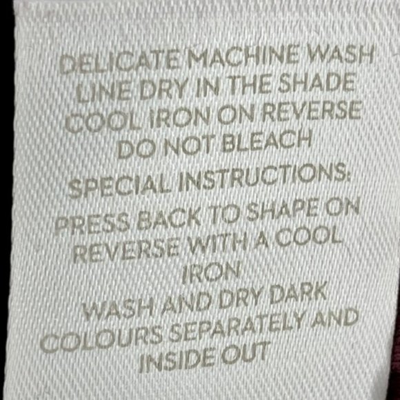 Boden Suki Ruby Velvet Top - Fully Lined - 18 - Picture 6 of 8